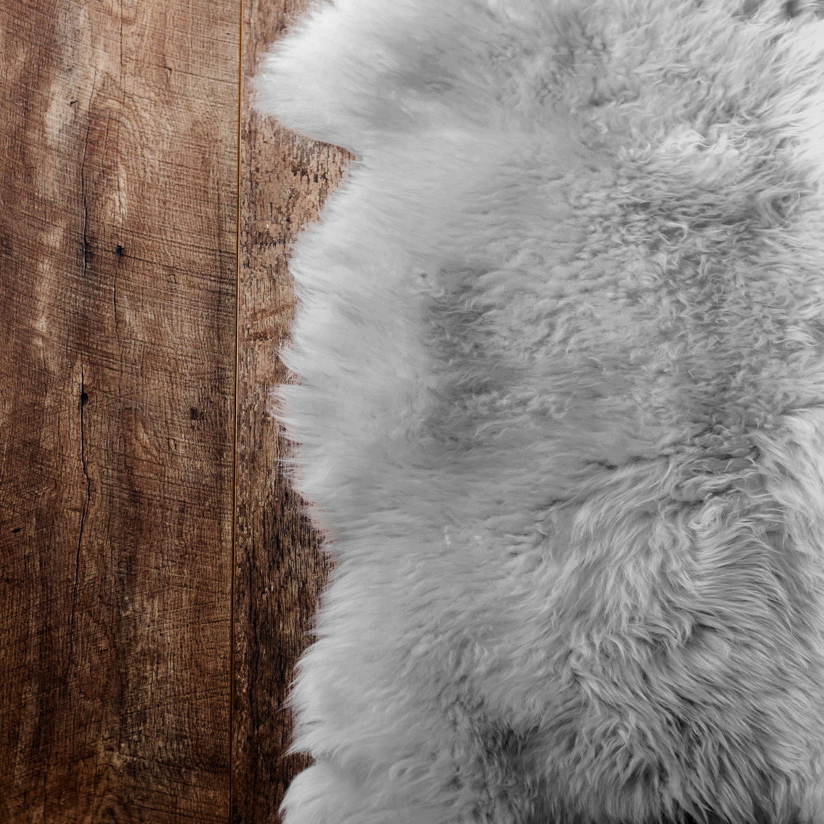 Natural Shape Sheepskin Light Grey 2'x3'