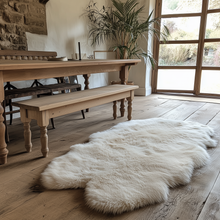 Load image into Gallery viewer, Natural Shape Sheepskin 4&#39;x6&#39;