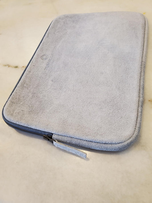 Natural Suede 15" Laptop Case / Silver