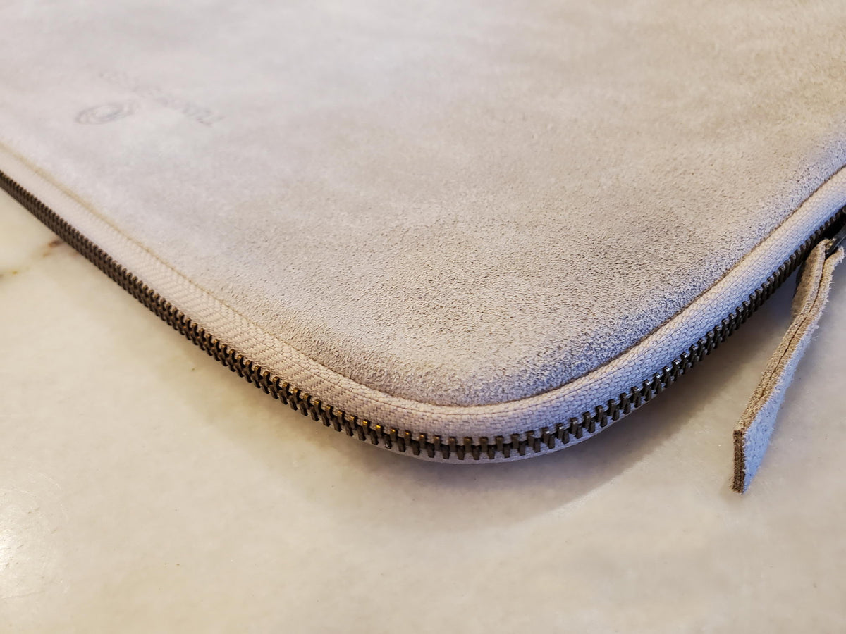Natural Suede 15" Laptop Case / Beige