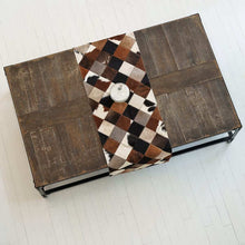 Load image into Gallery viewer, Natural Cowhide Table Runner / Mix