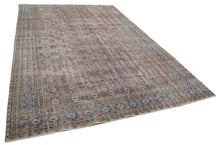 Load image into Gallery viewer, Vintage Turkish Rug - Distressed