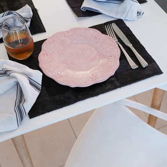 Set of 6 Natural Cowhide Placemats / Black